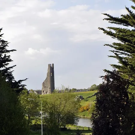 Highfield House 4* تريم