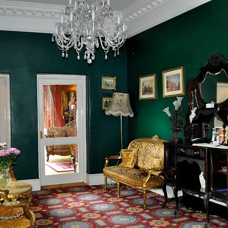 Highfield House Πανσιόν 4*