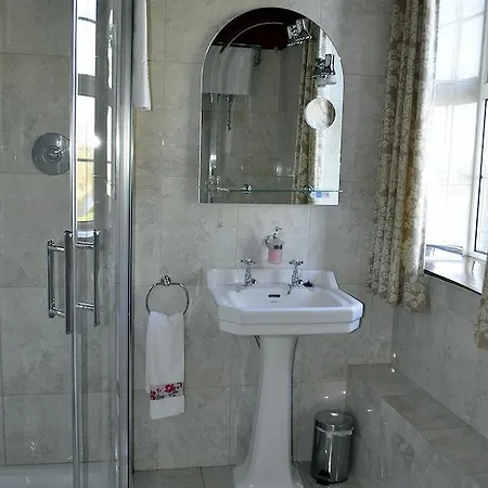 بيت ضيافة Highfield House 4*