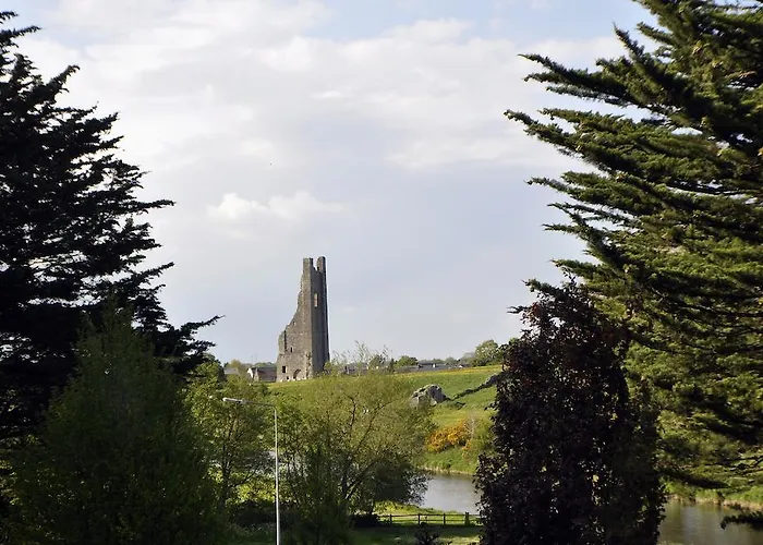 Highfield House 4* Trim