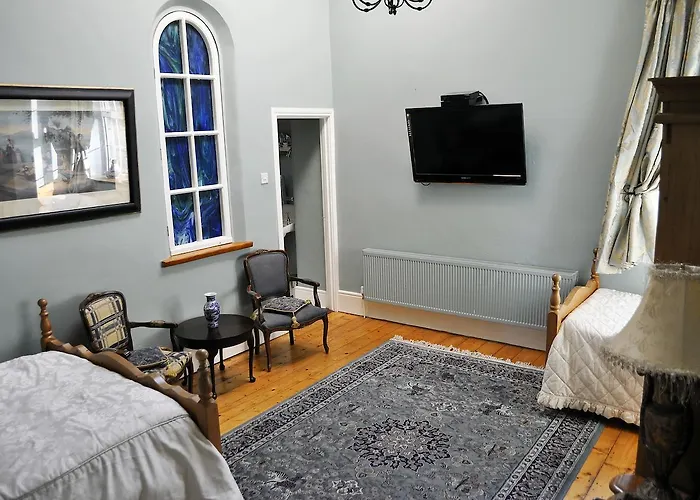 Highfield House Trim